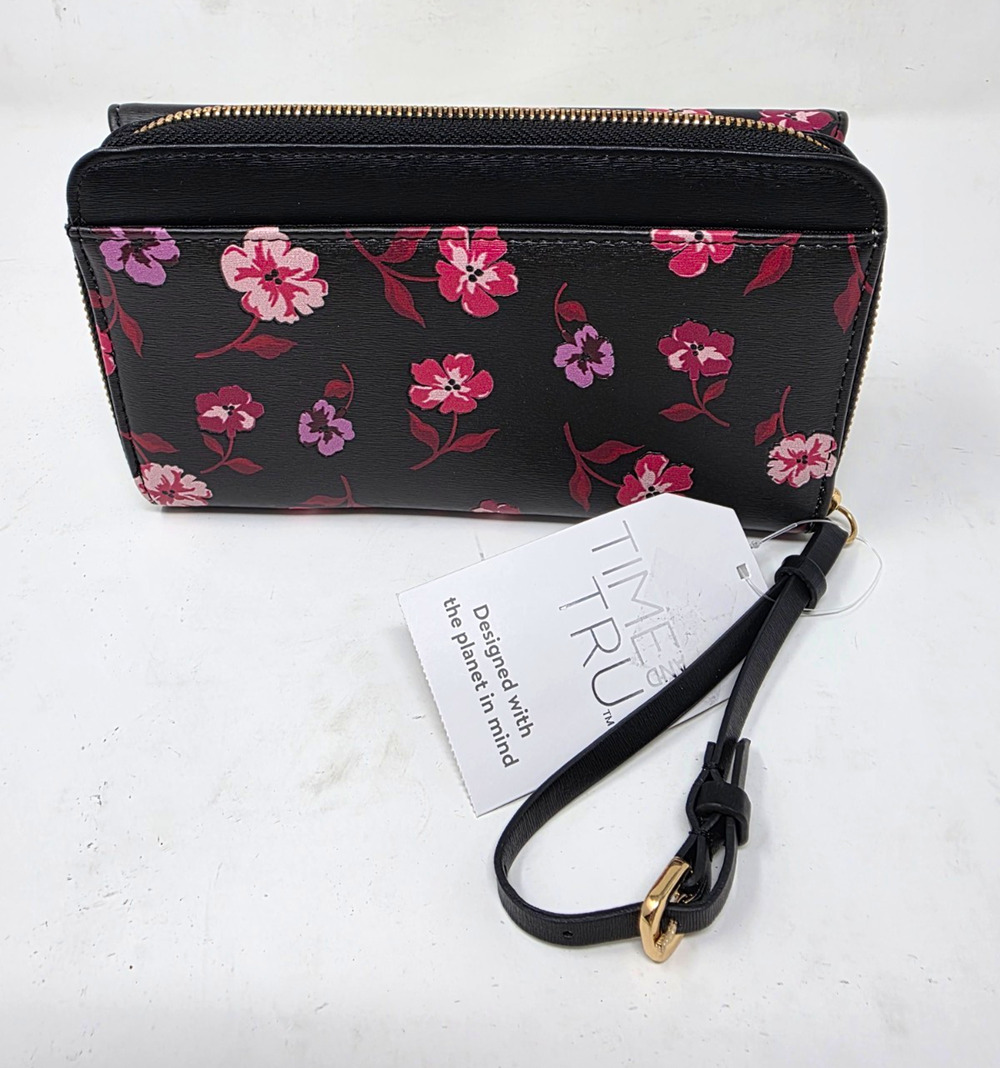 Time and Tru Womens Floral Wristlet Wallet Black Pink Zip Around New With Tags